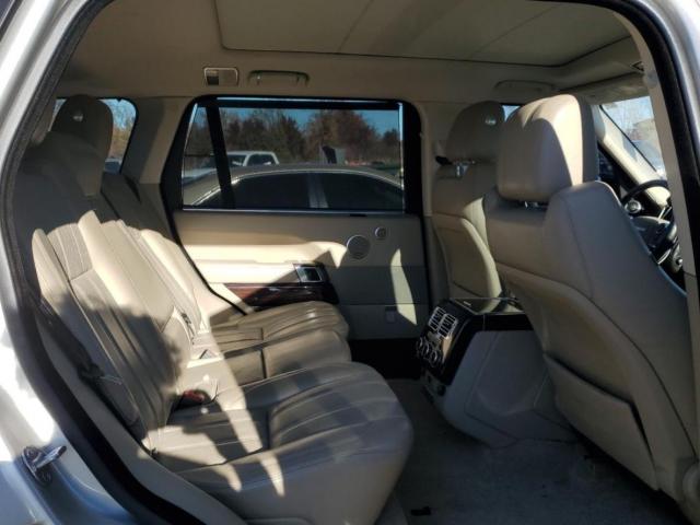 Land Rover Range Rover Supercharged Image 12