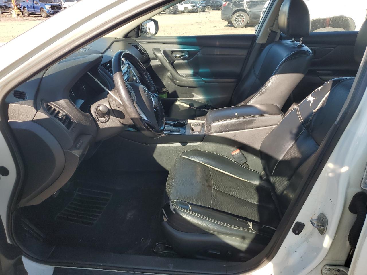 Nissan Altima 2.5 Image 4