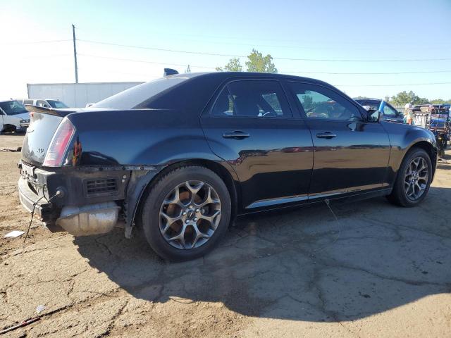 Chrysler 300 S Image 2