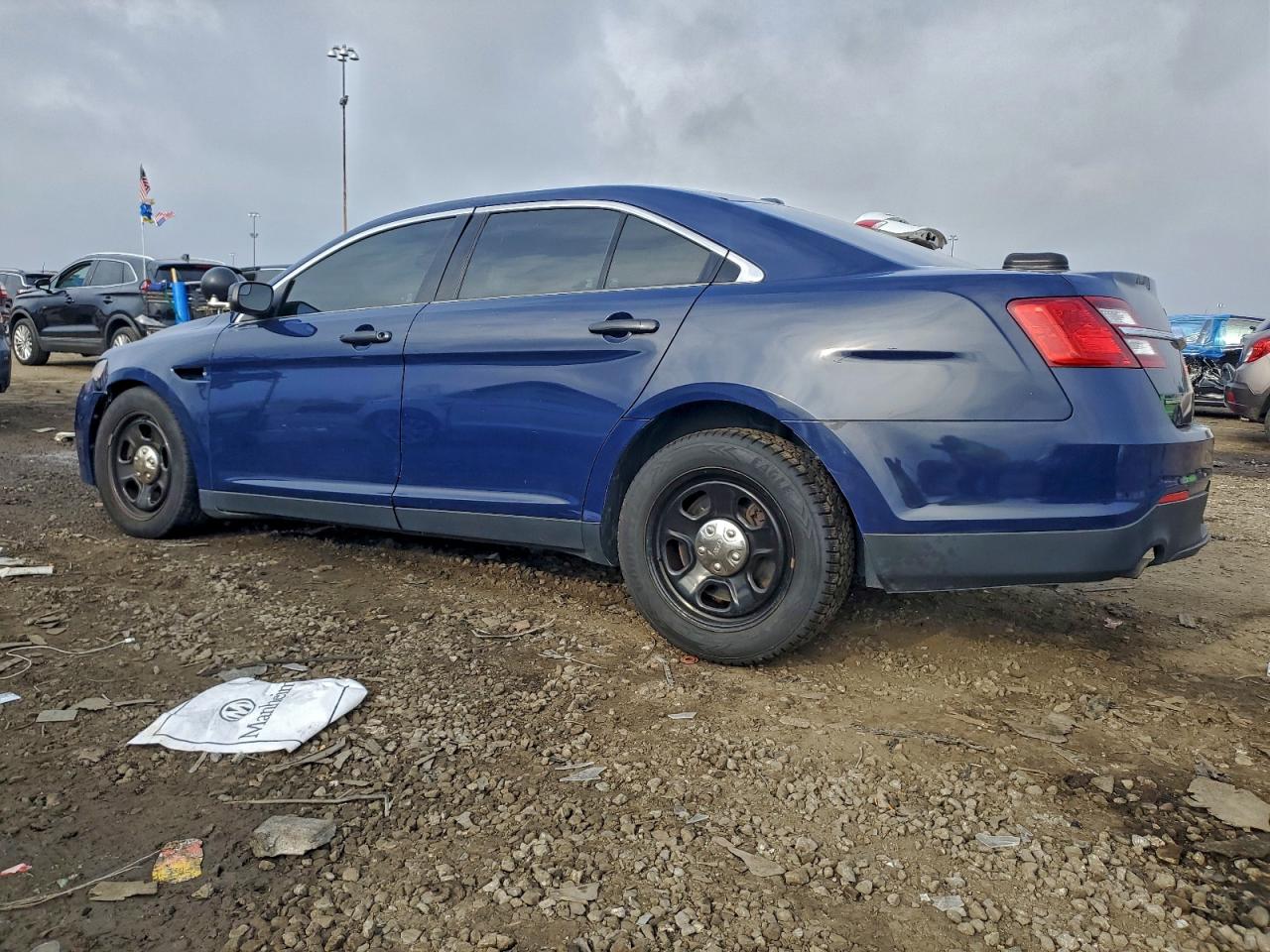 Ford Taurus Police Interceptor Image 4