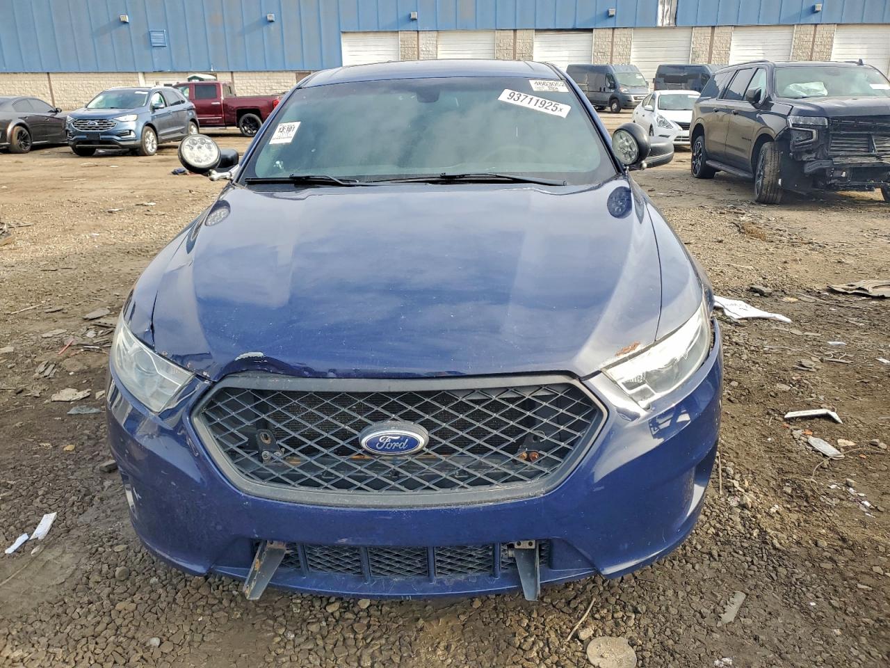 Ford Taurus Police Interceptor Image 5