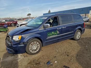  Salvage Chrysler Minivan