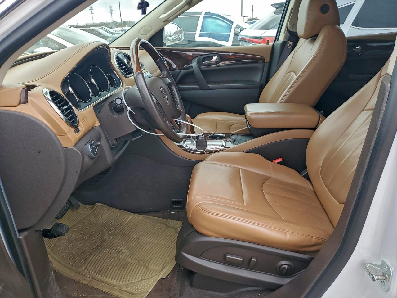 Buick Enclave Image 2