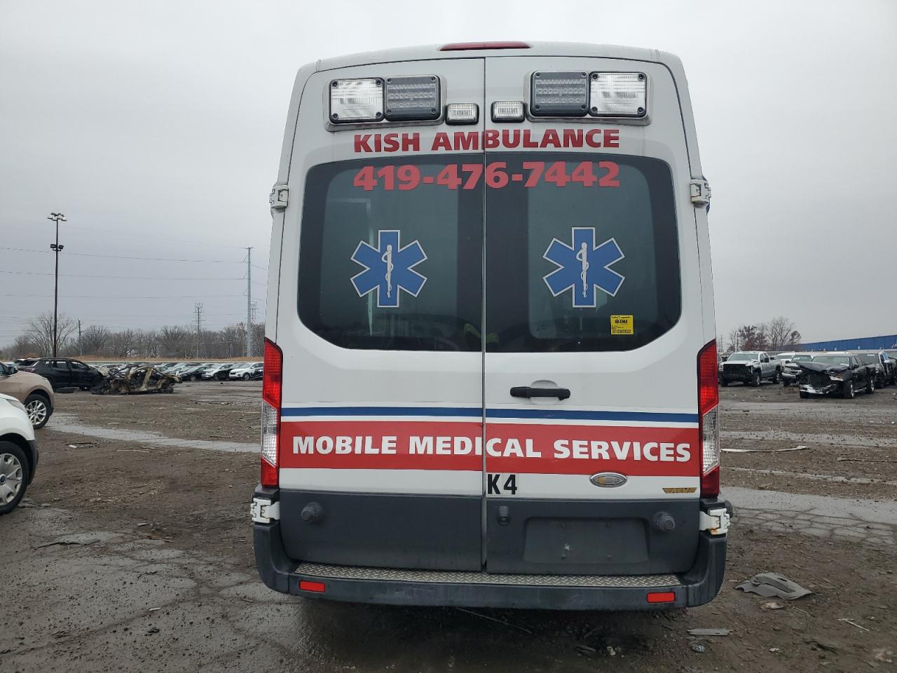 Ford Transit T-250 Image 5