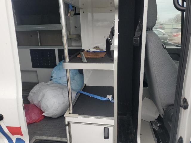 Ford Transit T-250 Image 11