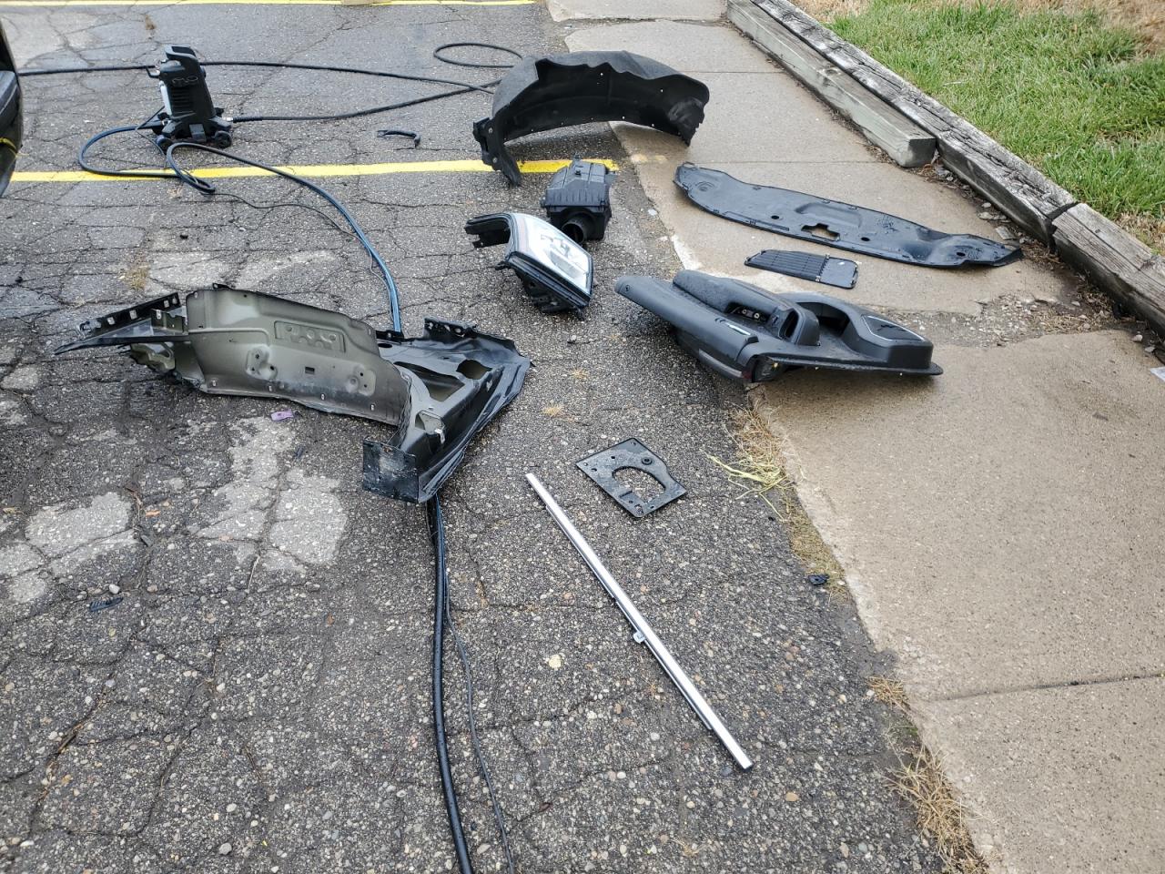 GMC Yukon Slt Image 13