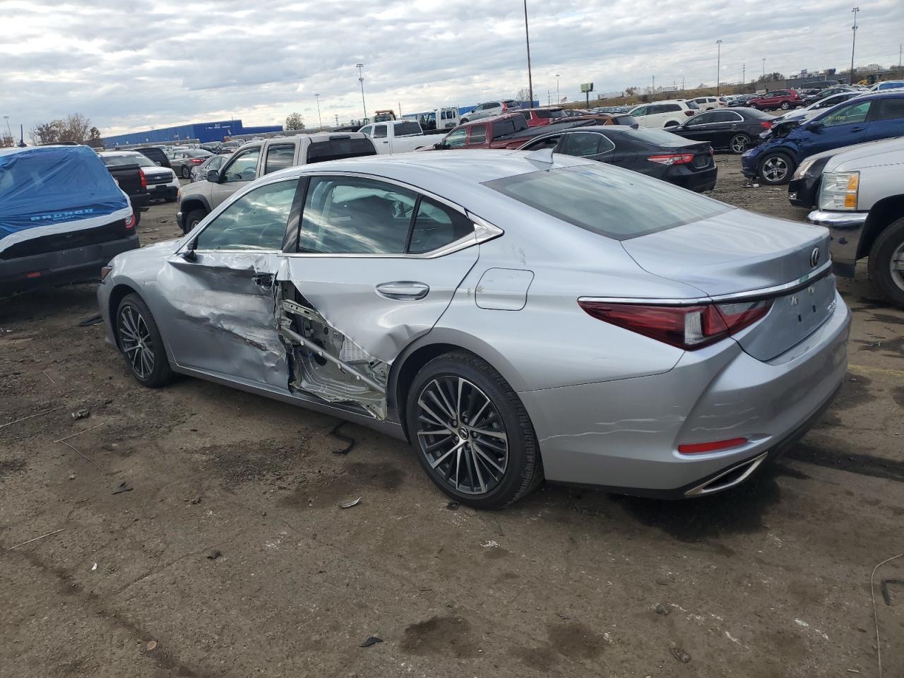 Lexus Es 350 Base Image 8