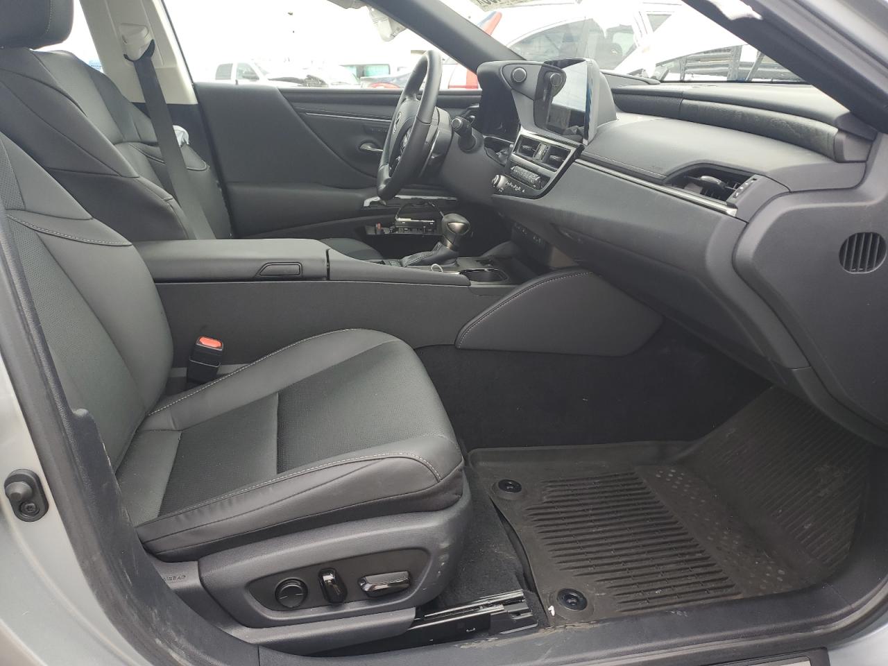 Lexus Es 350 Base Image 2