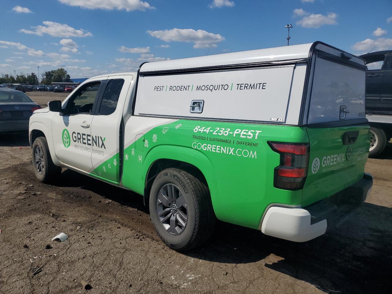 Nissan Frontier S Image 6