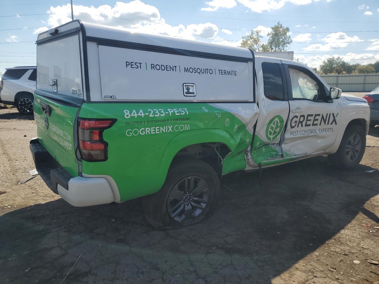 Nissan Frontier S Image 3