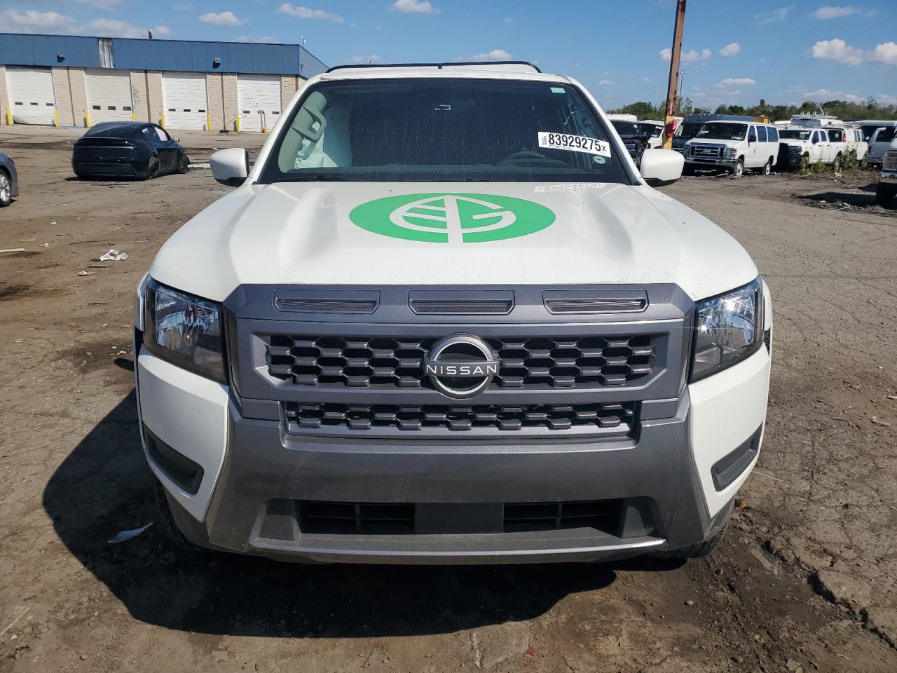 Nissan Frontier S Image 2