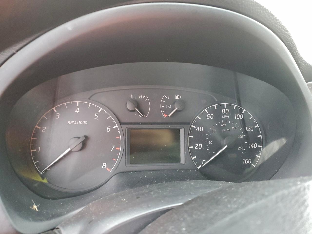 Nissan Sentra S Image 6