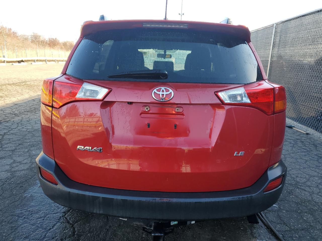 Toyota RAV4 Le Image 7