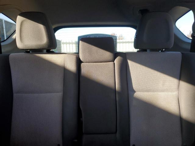 Toyota RAV4 Le Image 13