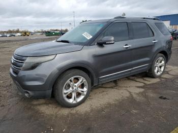  Salvage Ford Explorer