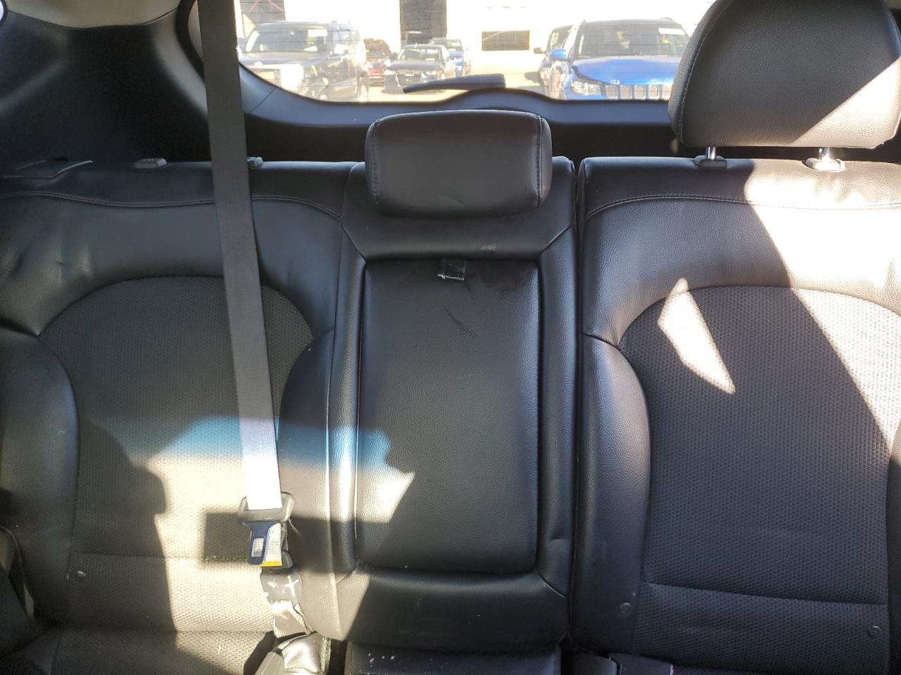 Hyundai TUCSON Limited Image 10