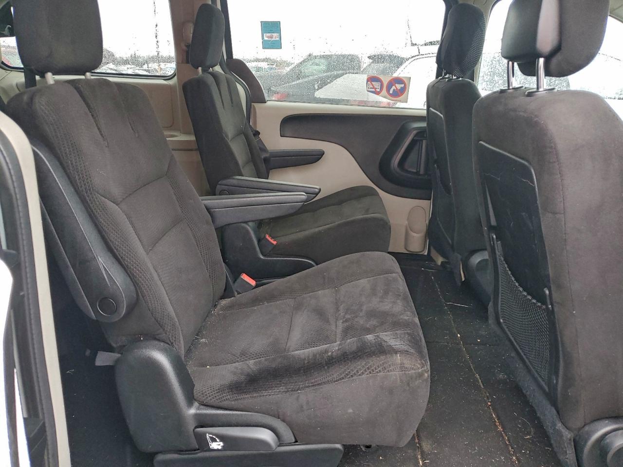 Dodge Caravan Se Image 12