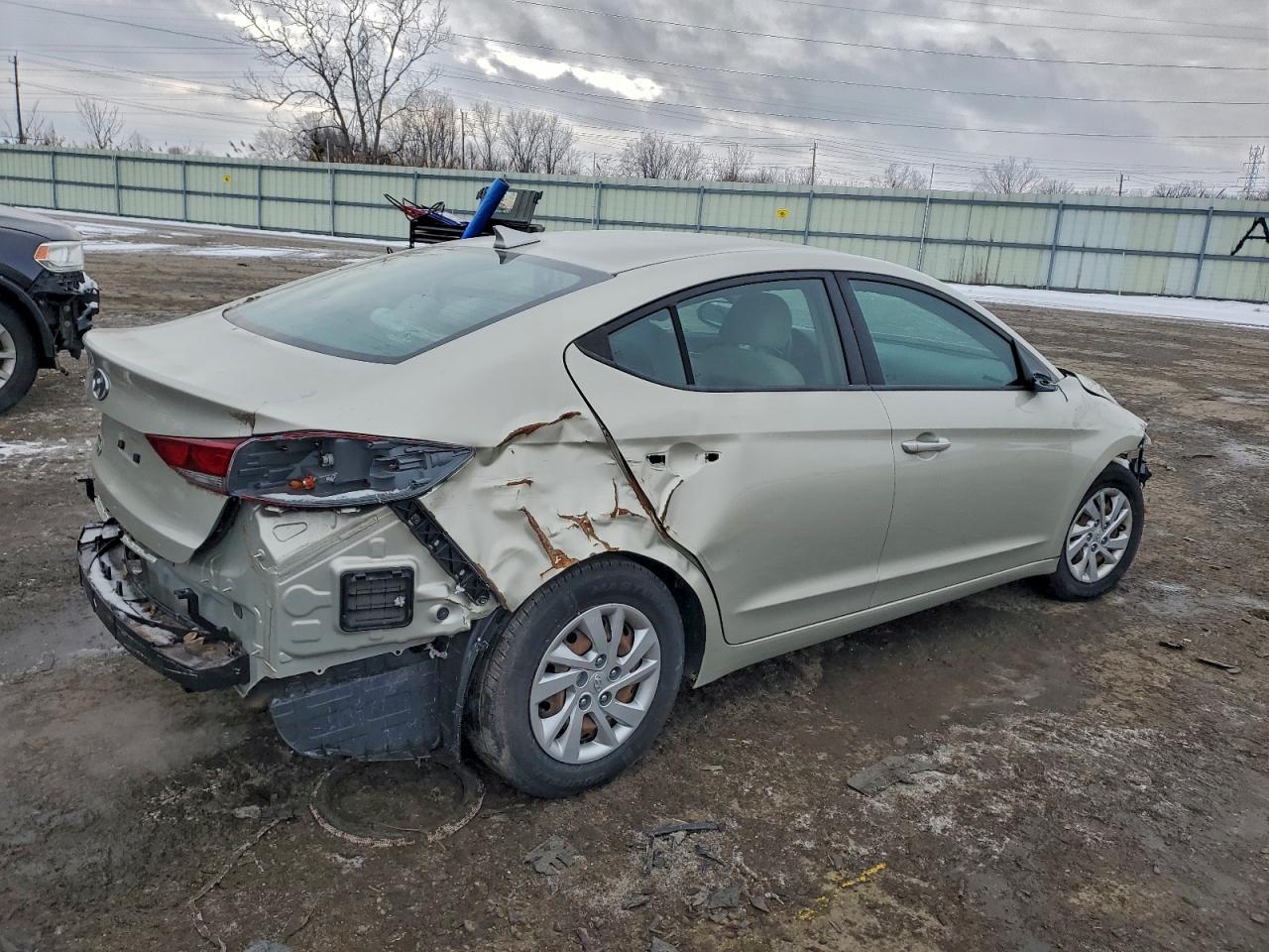 Hyundai ELANTRA Se Image 2