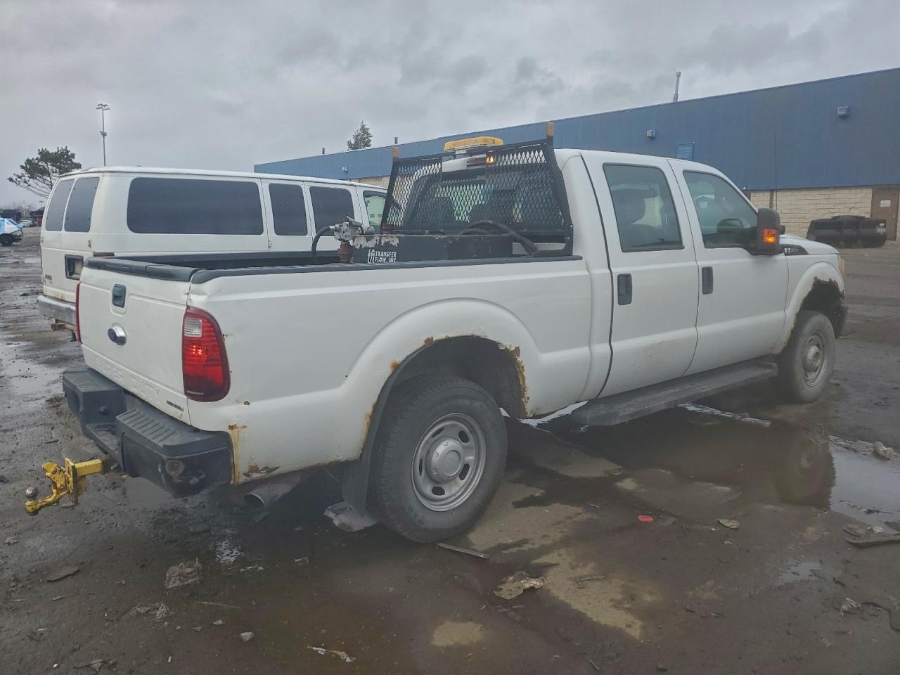 Ford F-250 Super Duty Image 2