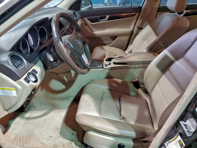 Mercedes-Benz C-Class 250 Image 4