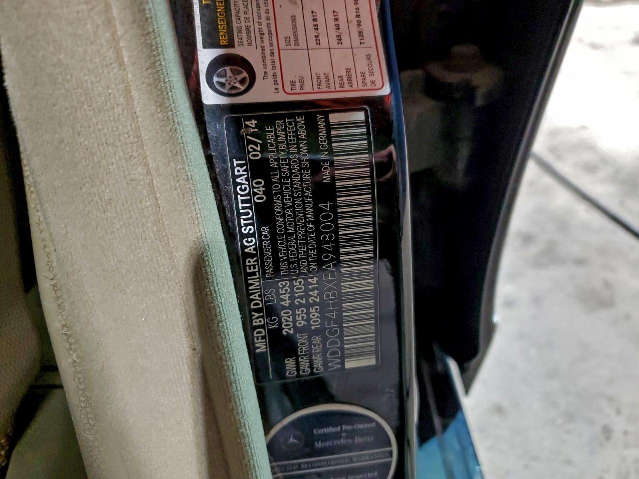 Mercedes-Benz C-Class 250 Image 12