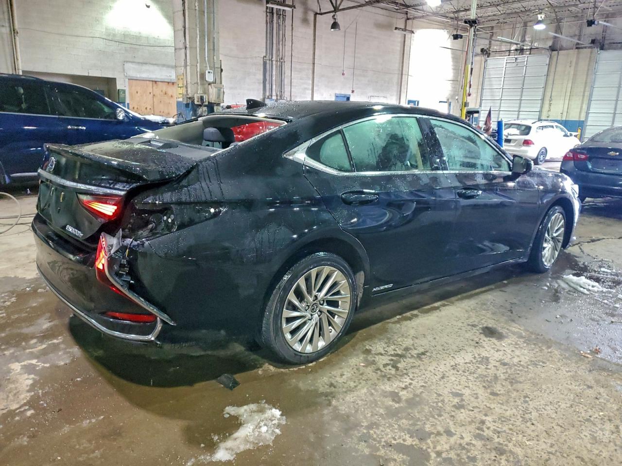 Lexus Es 300h Image 7