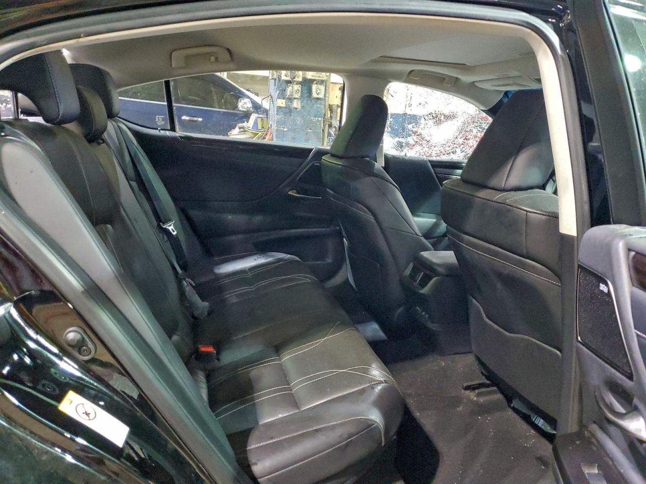 Lexus Es 300h Image 6