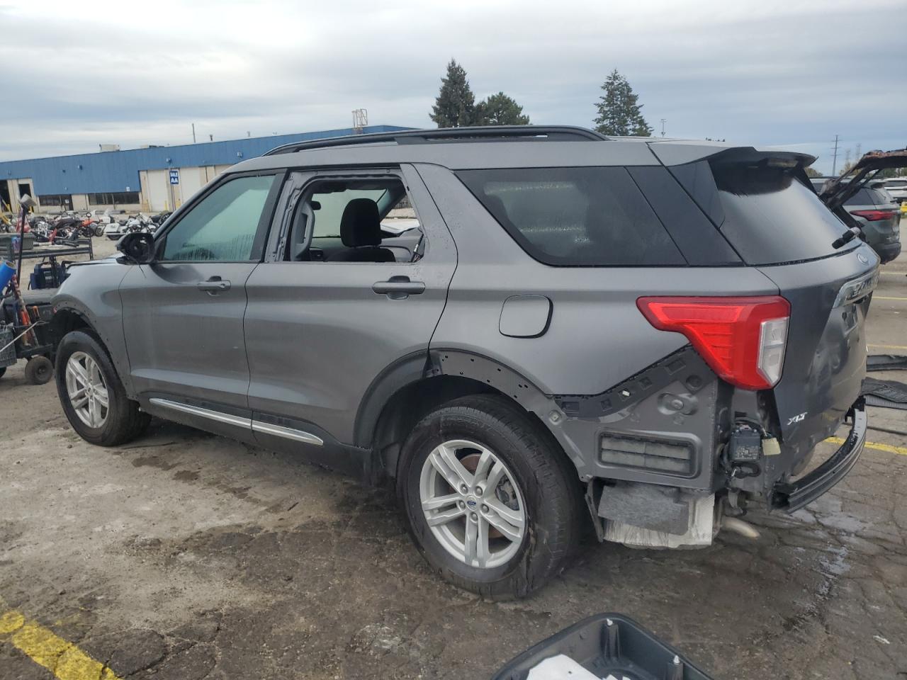 Ford Explorer Xlt Image 5