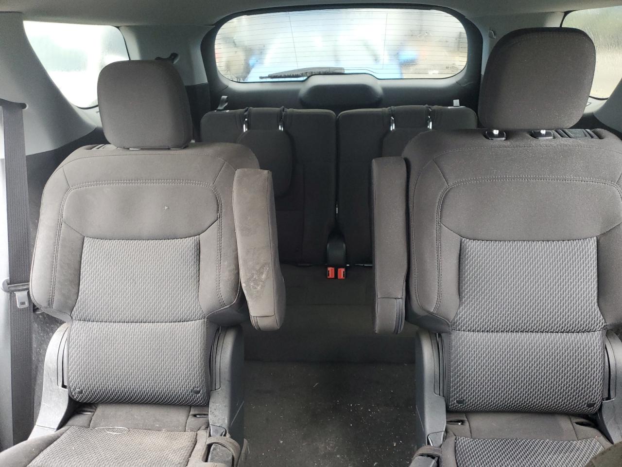 Ford Explorer Xlt Image 6