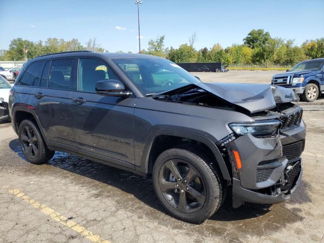 Jeep Grand Cherokee Laredo Image 2