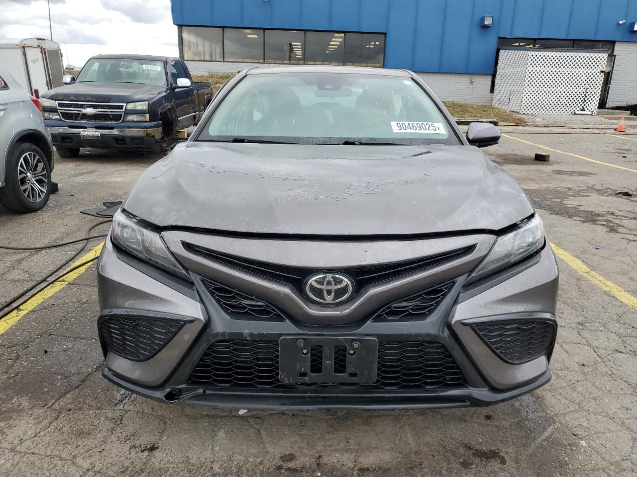 Toyota Camry Se Image 5