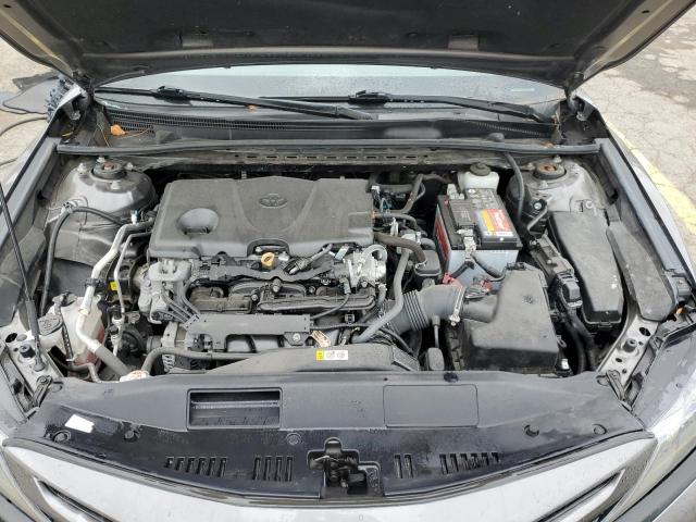 Toyota Camry Se Image 8