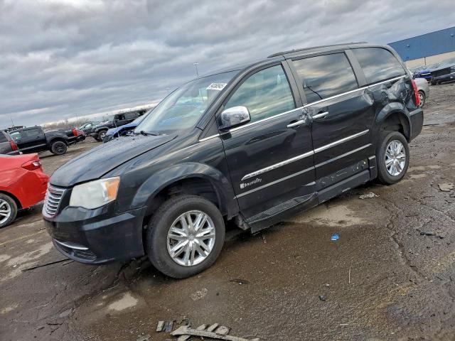  Salvage Chrysler Minivan