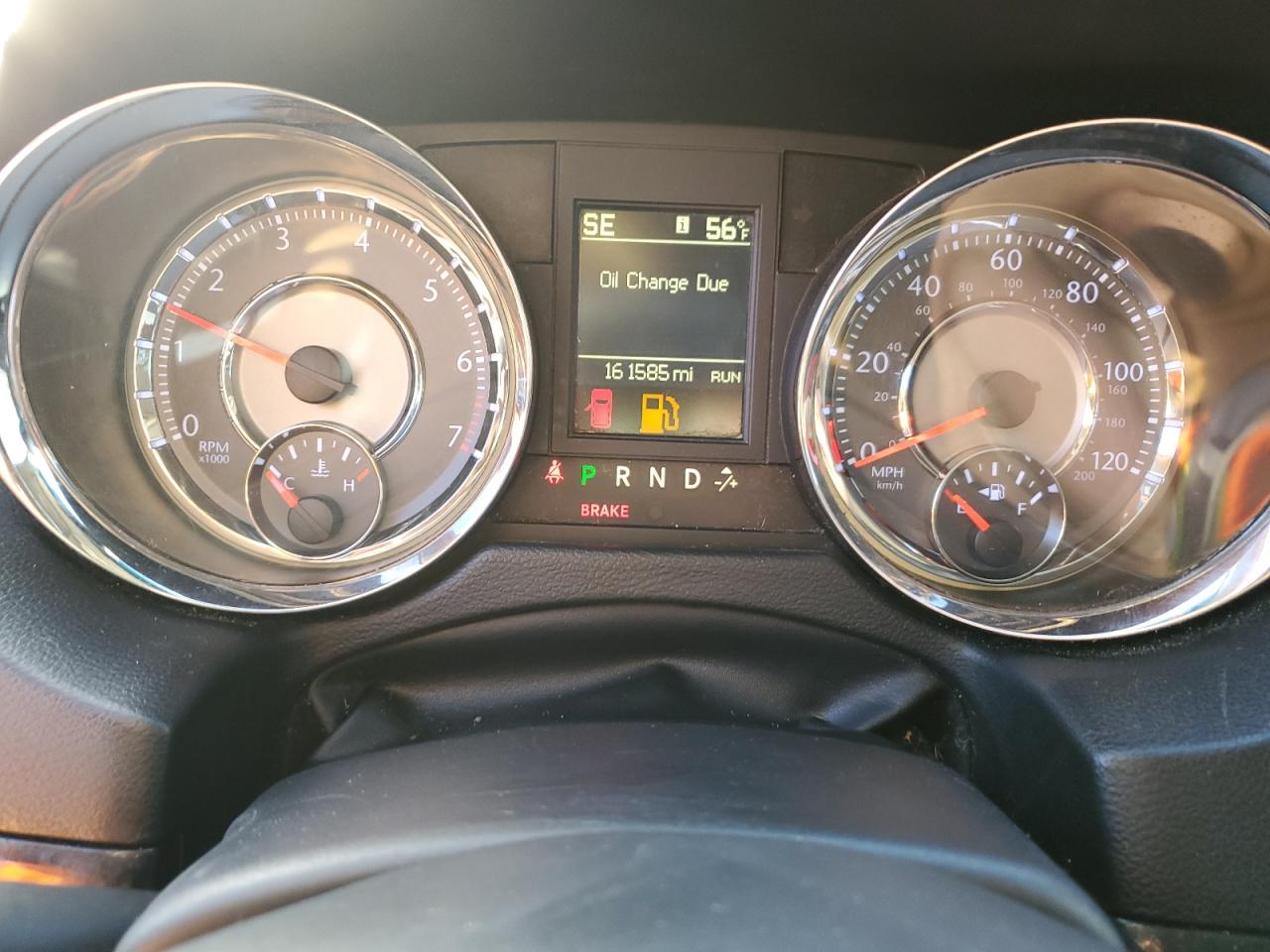 Chrysler Minivan Touring Image 13