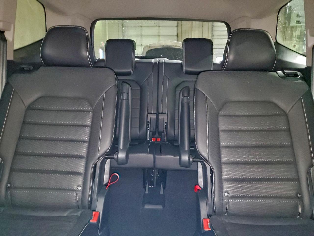 Volkswagen Atlas Sel Premium Image 8