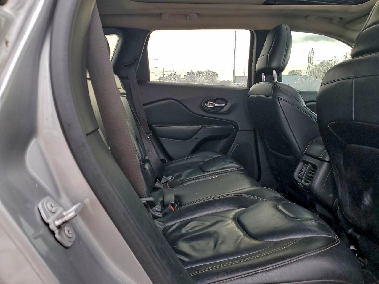 Jeep Grand Cherokee Limited Image 7