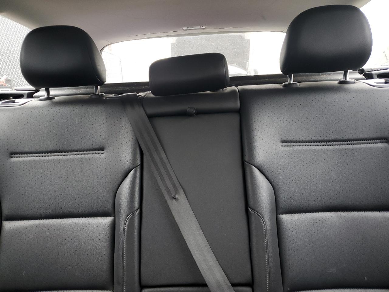 Volkswagen Golf S Image 7