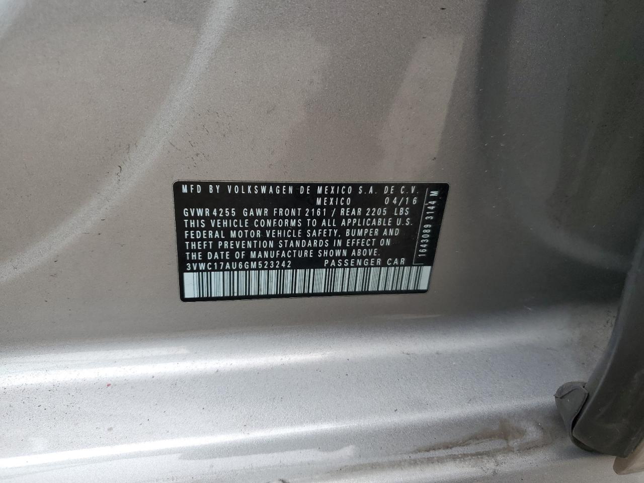 Volkswagen Golf S Image 6