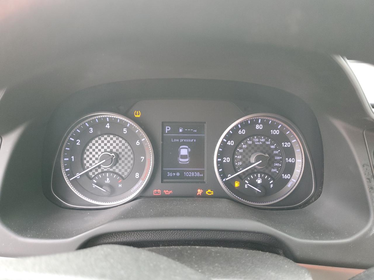 Hyundai ELANTRA Sel Image 4