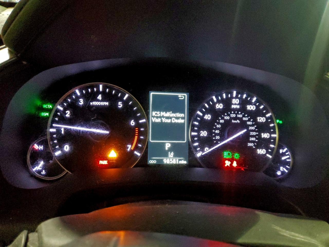 Lexus RX 350 Base Image 12