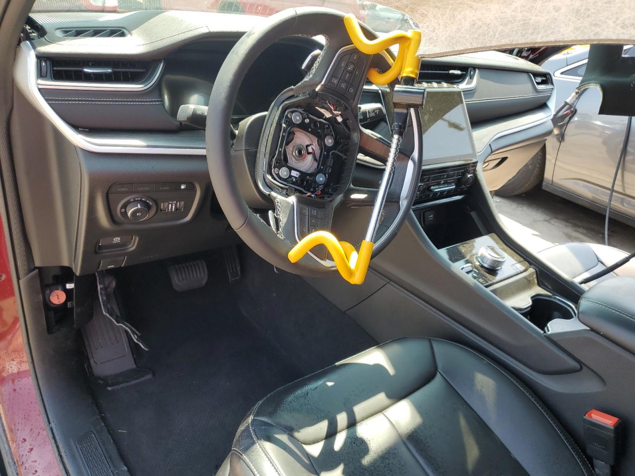 Jeep Grand Cherokee 4xe Image 11