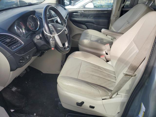 Chrysler Minivan Touring Image 13