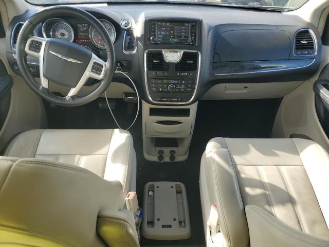 Chrysler Minivan Touring Image 6