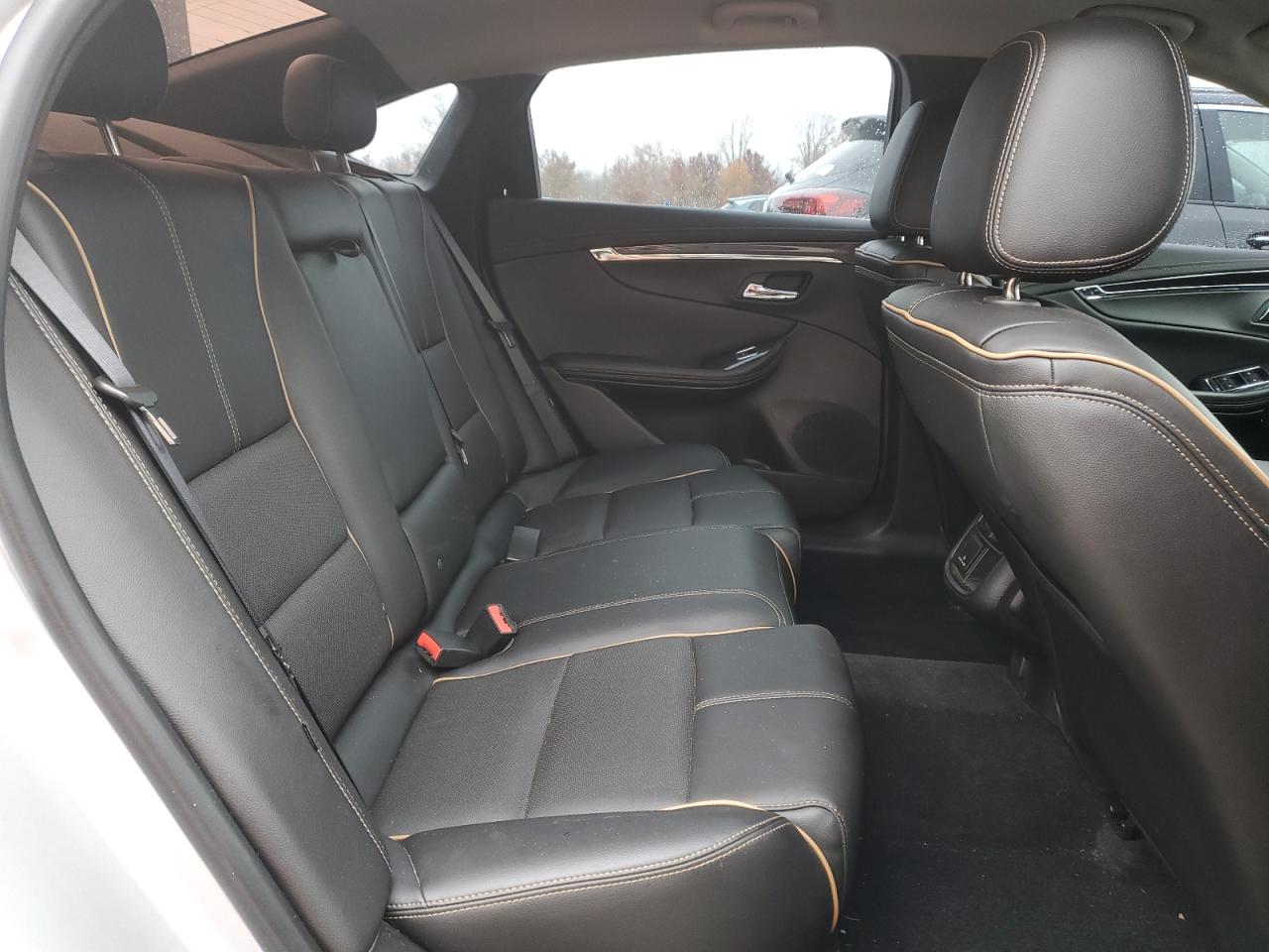 Chevrolet Impala Premier Image 11