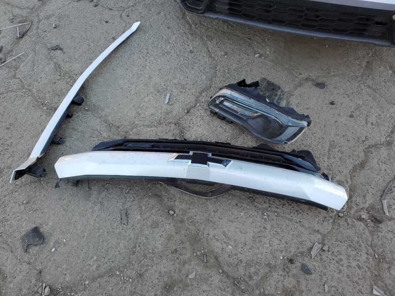 Chrysler 300 S Image 11