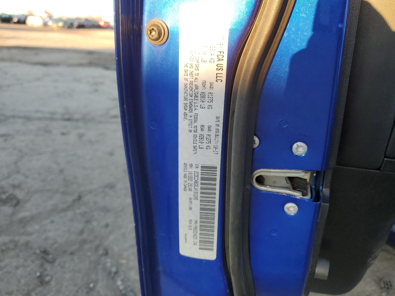 Chrysler 300 S Image 12