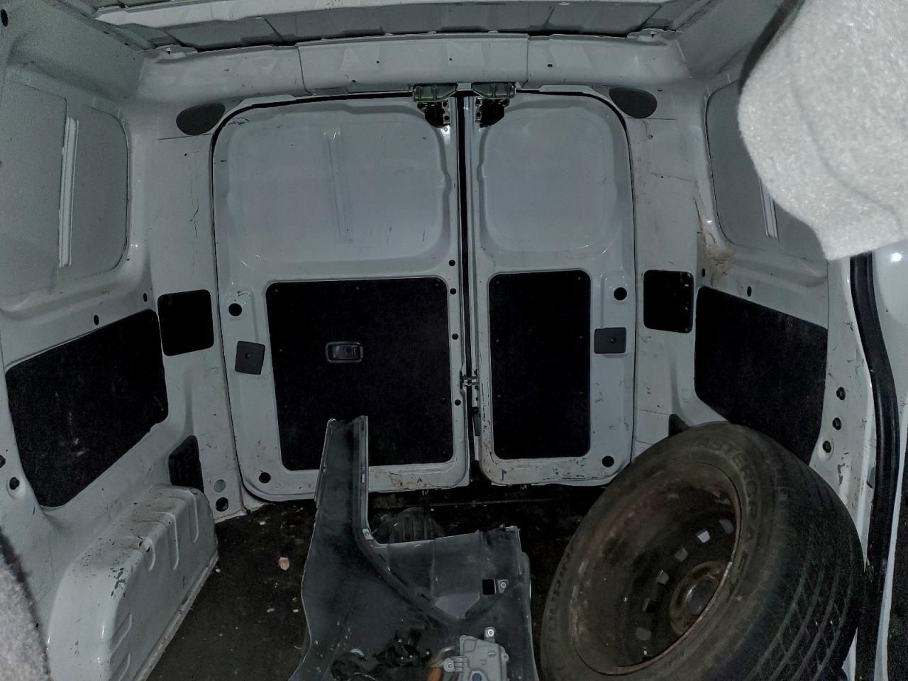 Chevrolet Express Lt Image 10