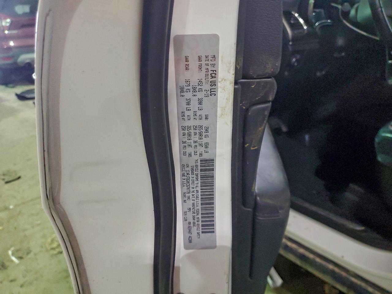 Jeep Grand Cherokee Limited Image 13