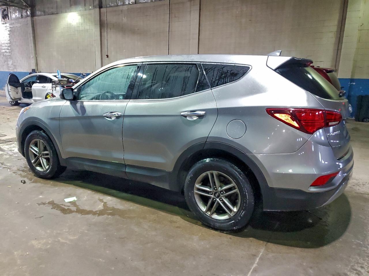 Hyundai SANTA FE Image 7