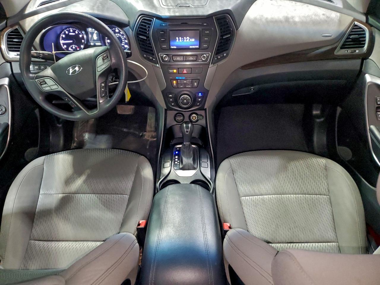 Hyundai SANTA FE Image 10